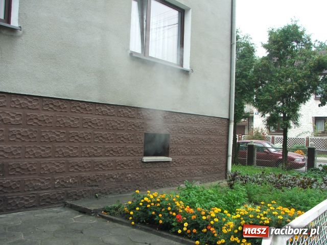 Zdjęcie w galerii na portalu naszraciborz.pl: Piwnica pełna dymu wiadomości z regionu
