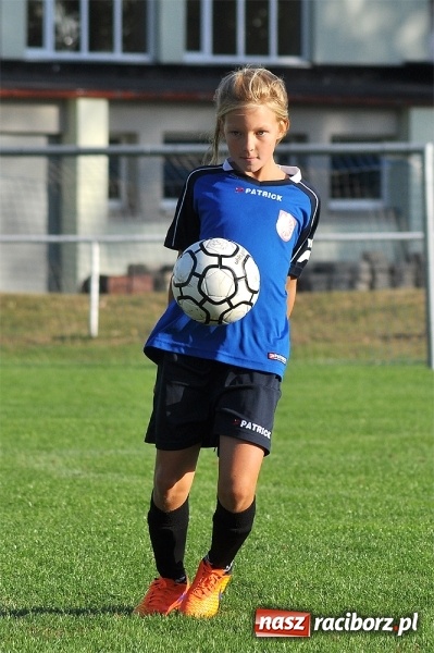 Zdjęcie w galerii na portalu naszraciborz.pl: Orliki: Trzy punkty zostały w Studziennej wiadomości z regionu