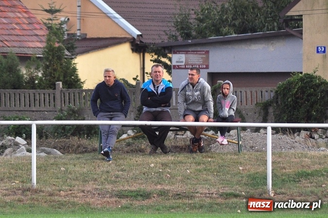 Zdjęcie w galerii na portalu naszraciborz.pl: Orliki: Trzy punkty zostały w Studziennej wiadomości z regionu