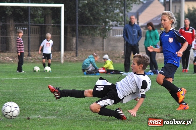 Zdjęcie w galerii na portalu naszraciborz.pl: Orliki: Trzy punkty zostały w Studziennej wiadomości z regionu