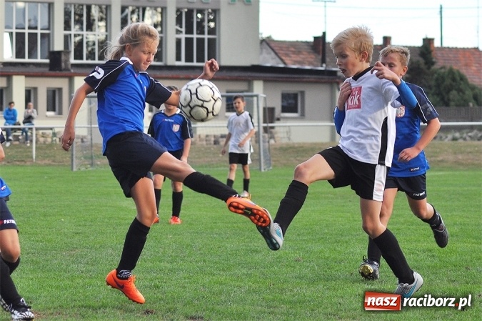 Zdjęcie w galerii na portalu naszraciborz.pl: Orliki: Trzy punkty zostały w Studziennej wiadomości z regionu