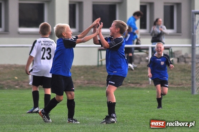 Zdjęcie w galerii na portalu naszraciborz.pl: Orliki: Trzy punkty zostały w Studziennej wiadomości z regionu