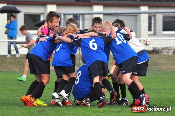 Zdjęcie w galerii na portalu naszraciborz.pl: Orliki: Trzy punkty zostały w Studziennej wiadomości z regionu