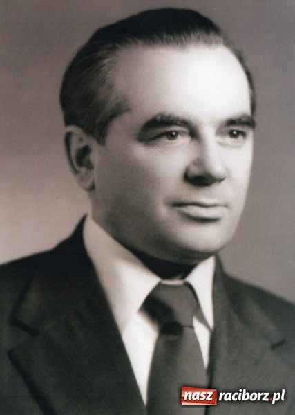 Zdjęcie w galerii na portalu naszraciborz.pl: Zmarł Jan Socha, dyrektor SP 8 i pierwszej Szkoły Mistrzostwa Sportowego wiadomości z regionu