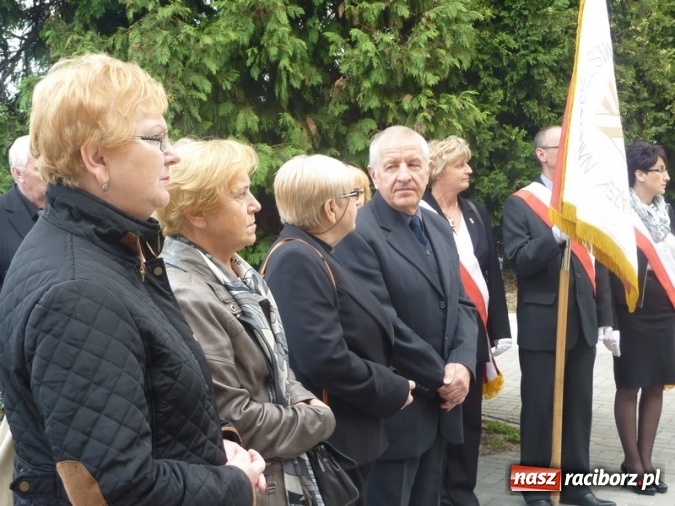 Zdjęcie w galerii na portalu naszraciborz.pl: Zmarł Jan Socha, dyrektor SP 8 i pierwszej Szkoły Mistrzostwa Sportowego wiadomości z regionu