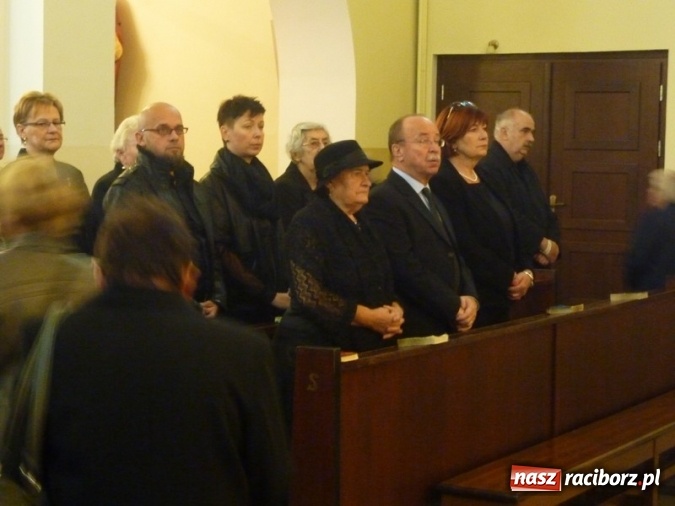 Zdjęcie w galerii na portalu naszraciborz.pl: Zmarł Jan Socha, dyrektor SP 8 i pierwszej Szkoły Mistrzostwa Sportowego wiadomości z regionu