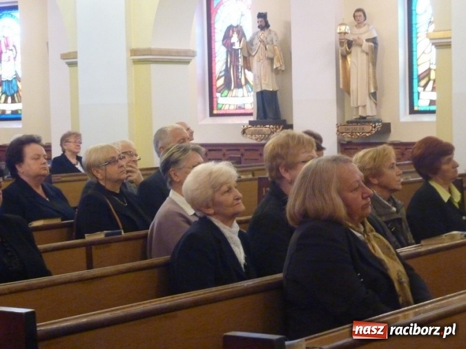 Zdjęcie w galerii na portalu naszraciborz.pl: Zmarł Jan Socha, dyrektor SP 8 i pierwszej Szkoły Mistrzostwa Sportowego wiadomości z regionu