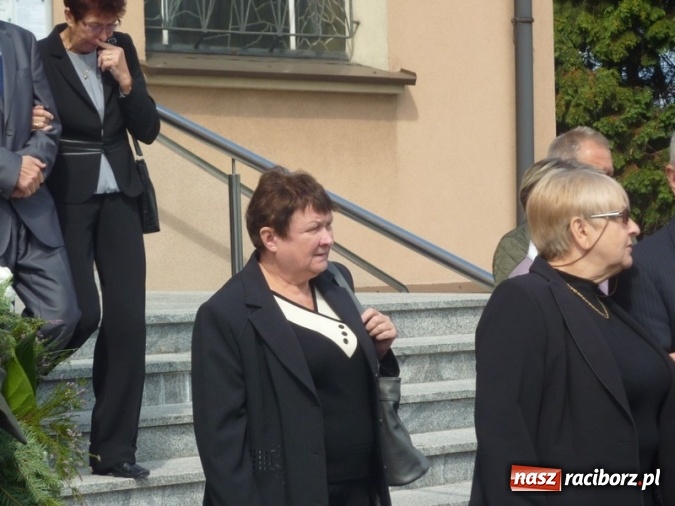 Zdjęcie w galerii na portalu naszraciborz.pl: Zmarł Jan Socha, dyrektor SP 8 i pierwszej Szkoły Mistrzostwa Sportowego wiadomości z regionu