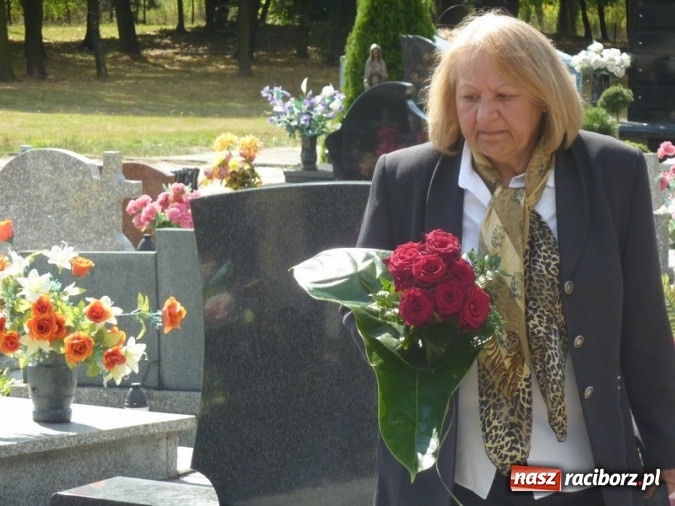 Zdjęcie w galerii na portalu naszraciborz.pl: Zmarł Jan Socha, dyrektor SP 8 i pierwszej Szkoły Mistrzostwa Sportowego wiadomości z regionu