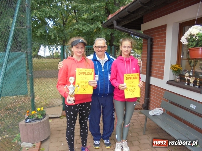 Zdjęcie w galerii na portalu naszraciborz.pl: Na korcie Rafako rozegrano tenisowy turniej w grupie szkół podstawowych wiadomości z regionu