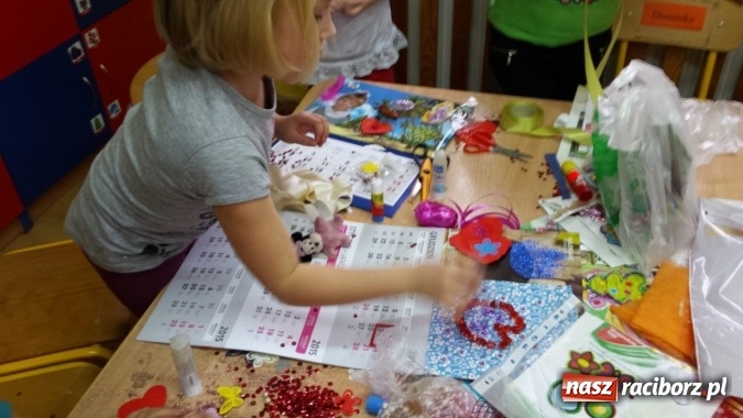 Zdjęcie w galerii na portalu naszraciborz.pl: W Przedszkolu w Nędzy dzieci uczą się o sztuce wiadomości z regionu