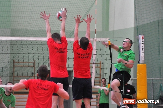 Zdjęcie w galerii na portalu naszraciborz.pl: Siatkarze AZS-u Rafako przygotowują się do nowego sezonu wiadomości z regionu