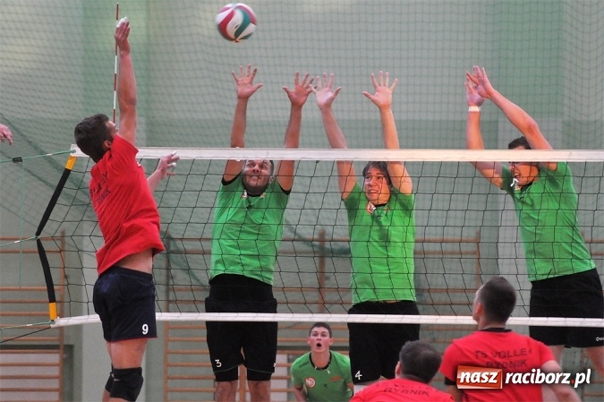 Zdjęcie w galerii na portalu naszraciborz.pl: Siatkarze AZS-u Rafako przygotowują się do nowego sezonu wiadomości z regionu