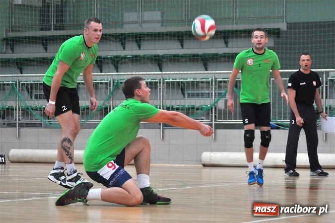 Zdjęcie w galerii na portalu naszraciborz.pl: Siatkarze AZS-u Rafako przygotowują się do nowego sezonu wiadomości z regionu