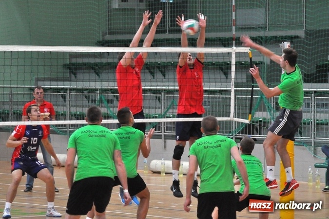 Zdjęcie w galerii na portalu naszraciborz.pl: Siatkarze AZS-u Rafako przygotowują się do nowego sezonu wiadomości z regionu