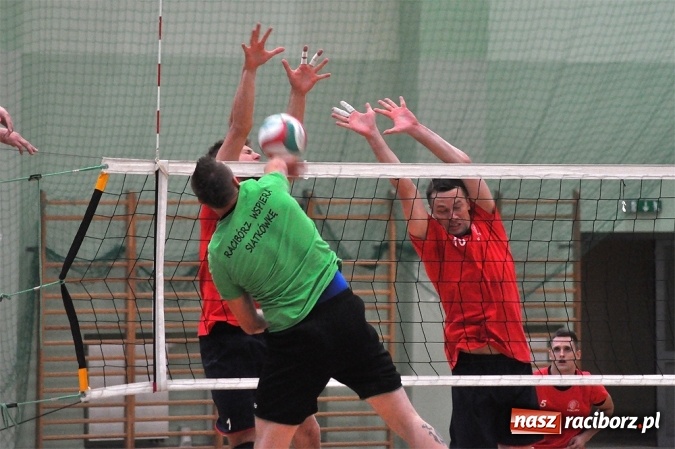 Zdjęcie w galerii na portalu naszraciborz.pl: Siatkarze AZS-u Rafako przygotowują się do nowego sezonu wiadomości z regionu