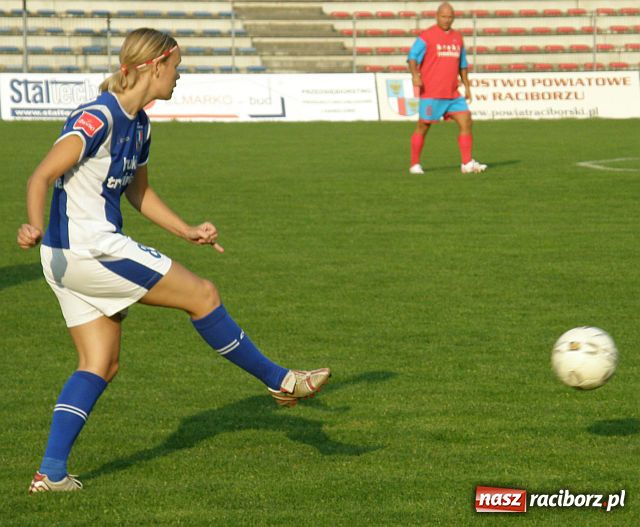 Zdjęcie w galerii na portalu naszraciborz.pl: Dziennikarze po raz drugi wygrali w Raciborzu wiadomości z regionu