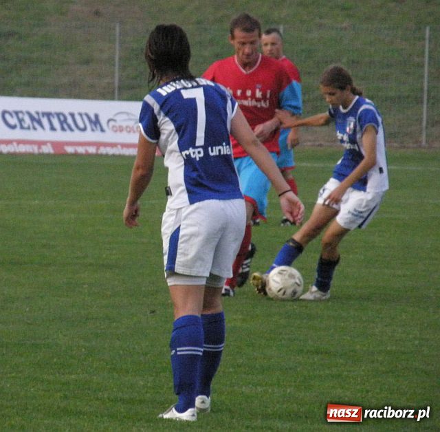 Zdjęcie w galerii na portalu naszraciborz.pl: Dziennikarze po raz drugi wygrali w Raciborzu wiadomości z regionu