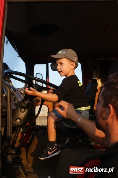 Zdjęcie w galerii na portalu naszraciborz.pl: Zawody strażackie na wesoło w Szymocicach  wiadomości z regionu