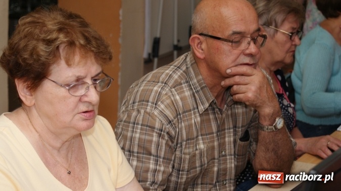 Zdjęcie w galerii na portalu naszraciborz.pl: Kurs komputerowy Internet 55+ w raciborskiej bibliotece wiadomości z regionu