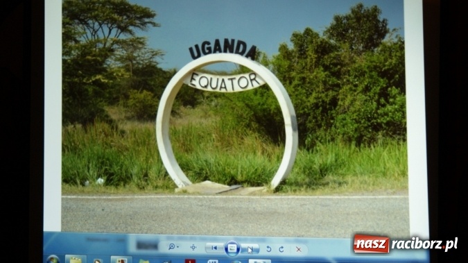 Zdjęcie w galerii na portalu naszraciborz.pl: Sen o Gorylach we mgle wiadomości z regionu