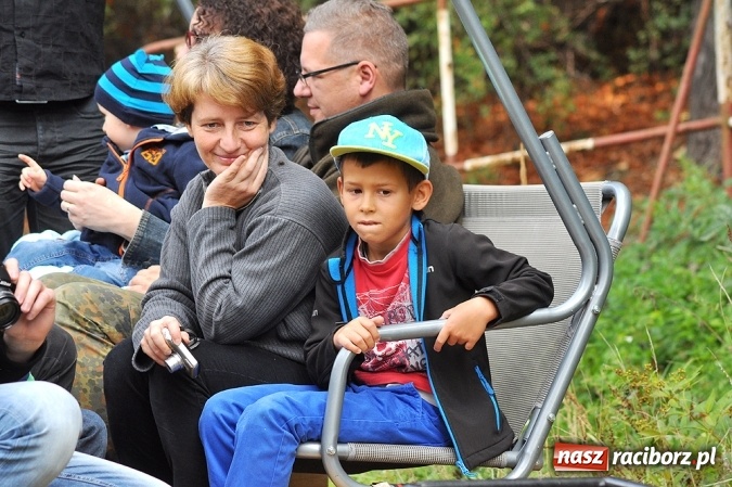 Zdjęcie w galerii na portalu naszraciborz.pl: Przejażdżki drezynami i problem likwidacji linii, czyli piknik drezynowy w Oborze wiadomości z regionu