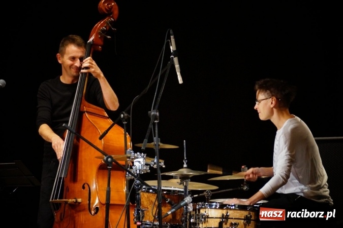 Zdjęcie w galerii na portalu naszraciborz.pl: Marta Bizoń z rewelacyjnym koncertem w Strzesze wiadomości z regionu