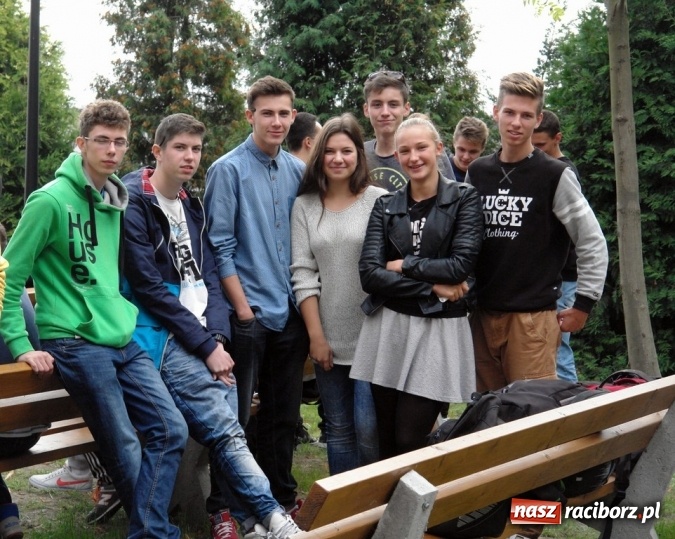 Zdjęcie w galerii na portalu naszraciborz.pl: W ZSOMS wiedzą, że śniadanie daje moc i energię wiadomości z regionu