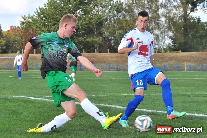 Zdjęcie w galerii na portalu naszraciborz.pl: Dobra passa Unii Racibórz. Trzeci mecz z rzędu bez straty gola wiadomości z regionu