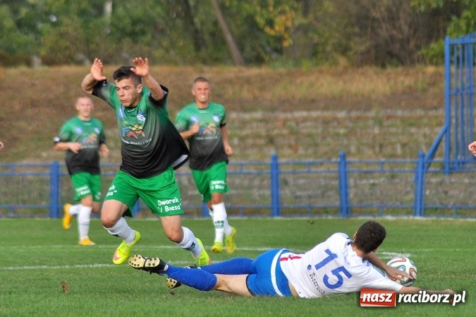 Zdjęcie w galerii na portalu naszraciborz.pl: Dobra passa Unii Racibórz. Trzeci mecz z rzędu bez straty gola wiadomości z regionu