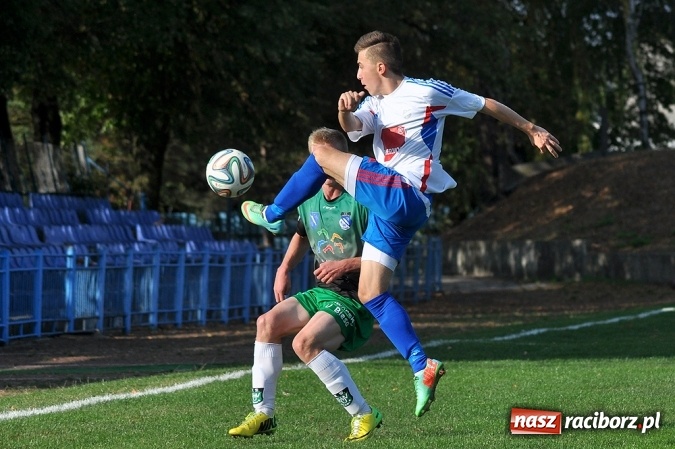 Zdjęcie w galerii na portalu naszraciborz.pl: Dobra passa Unii Racibórz. Trzeci mecz z rzędu bez straty gola wiadomości z regionu
