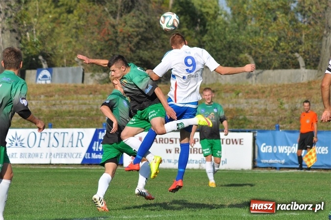 Zdjęcie w galerii na portalu naszraciborz.pl: Dobra passa Unii Racibórz. Trzeci mecz z rzędu bez straty gola wiadomości z regionu