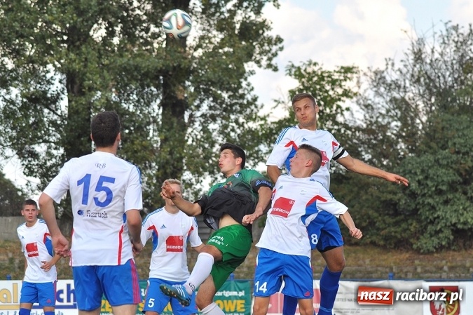 Zdjęcie w galerii na portalu naszraciborz.pl: Dobra passa Unii Racibórz. Trzeci mecz z rzędu bez straty gola wiadomości z regionu