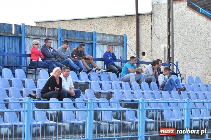 Zdjęcie w galerii na portalu naszraciborz.pl: Dobra passa Unii Racibórz. Trzeci mecz z rzędu bez straty gola wiadomości z regionu