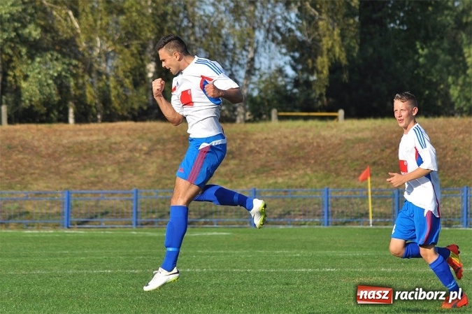Zdjęcie w galerii na portalu naszraciborz.pl: Dobra passa Unii Racibórz. Trzeci mecz z rzędu bez straty gola wiadomości z regionu