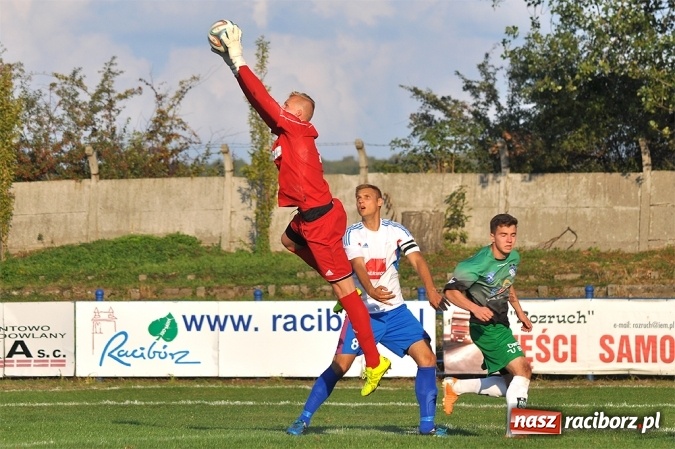 Zdjęcie w galerii na portalu naszraciborz.pl: Dobra passa Unii Racibórz. Trzeci mecz z rzędu bez straty gola wiadomości z regionu