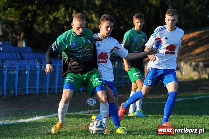 Zdjęcie w galerii na portalu naszraciborz.pl: Dobra passa Unii Racibórz. Trzeci mecz z rzędu bez straty gola wiadomości z regionu