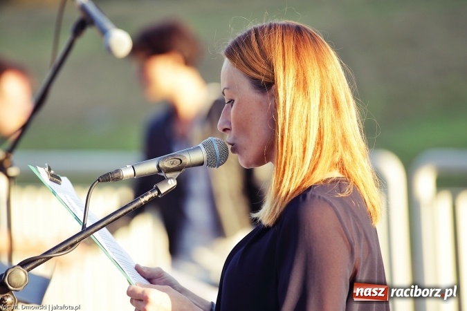 Zdjęcie w galerii na portalu naszraciborz.pl: Piosenka szantowa zabrzmiała na przystani&nbsp; wiadomości z regionu