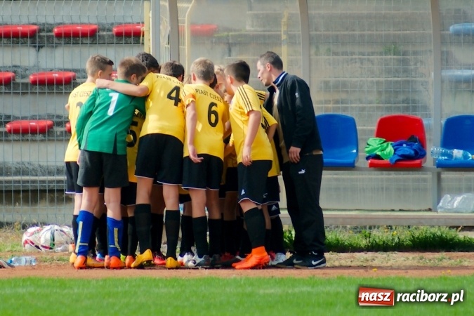 Zdjęcie w galerii na portalu naszraciborz.pl: II liga trampkarzy: Młodzi Unici bezlitośni dla Piasta Cieszyn wiadomości z regionu