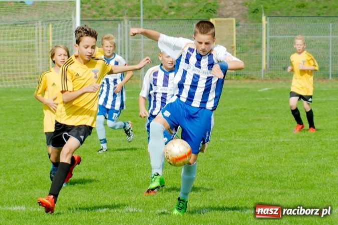 Zdjęcie w galerii na portalu naszraciborz.pl: II liga trampkarzy: Młodzi Unici bezlitośni dla Piasta Cieszyn wiadomości z regionu