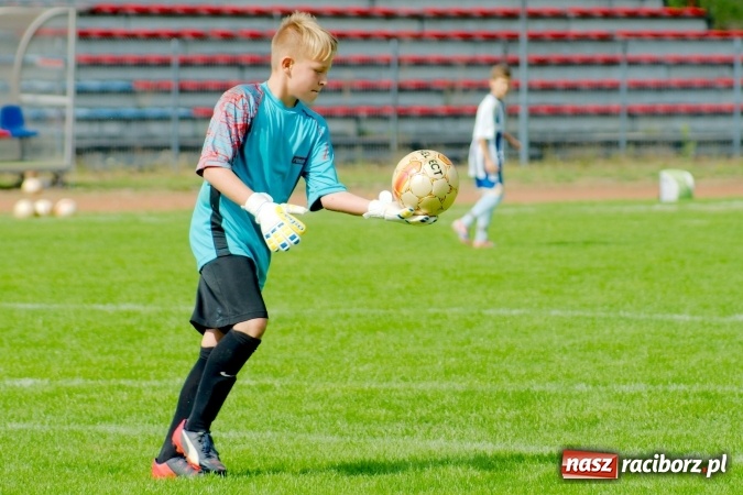 Zdjęcie w galerii na portalu naszraciborz.pl: II liga trampkarzy: Młodzi Unici bezlitośni dla Piasta Cieszyn wiadomości z regionu