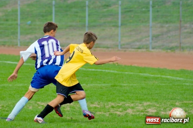 Zdjęcie w galerii na portalu naszraciborz.pl: II liga trampkarzy: Młodzi Unici bezlitośni dla Piasta Cieszyn wiadomości z regionu