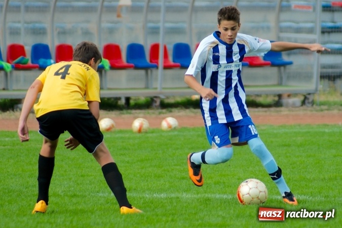 Zdjęcie w galerii na portalu naszraciborz.pl: II liga trampkarzy: Młodzi Unici bezlitośni dla Piasta Cieszyn wiadomości z regionu