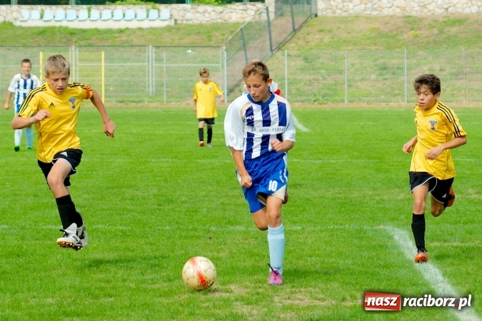 Zdjęcie w galerii na portalu naszraciborz.pl: II liga trampkarzy: Młodzi Unici bezlitośni dla Piasta Cieszyn wiadomości z regionu