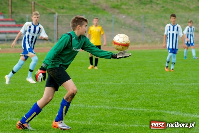 Zdjęcie w galerii na portalu naszraciborz.pl: II liga trampkarzy: Młodzi Unici bezlitośni dla Piasta Cieszyn wiadomości z regionu