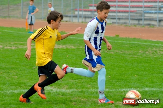 Zdjęcie w galerii na portalu naszraciborz.pl: II liga trampkarzy: Młodzi Unici bezlitośni dla Piasta Cieszyn wiadomości z regionu