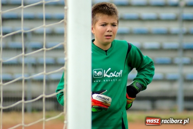 Zdjęcie w galerii na portalu naszraciborz.pl: II liga trampkarzy: Młodzi Unici bezlitośni dla Piasta Cieszyn wiadomości z regionu