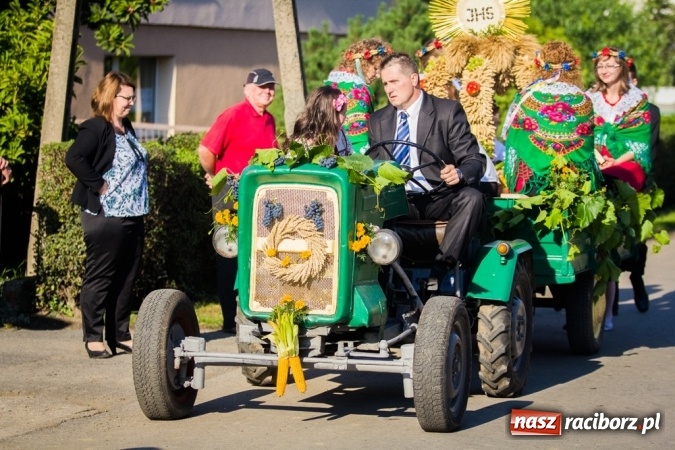 Zdjęcie w galerii na portalu naszraciborz.pl: Dożynki 2015 - Gamów dziękuje za plony wiadomości z regionu