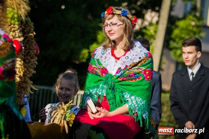 Zdjęcie w galerii na portalu naszraciborz.pl: Dożynki 2015 - Gamów dziękuje za plony wiadomości z regionu