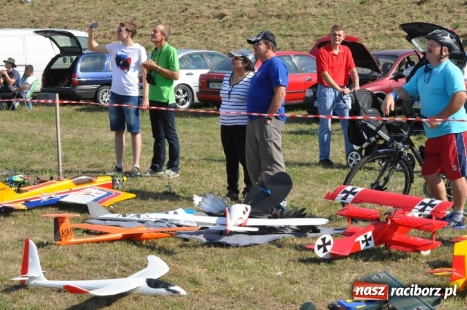 Zdjęcie w galerii na portalu naszraciborz.pl: Raciborskie Air-Show nad Ulgą wiadomości z regionu
